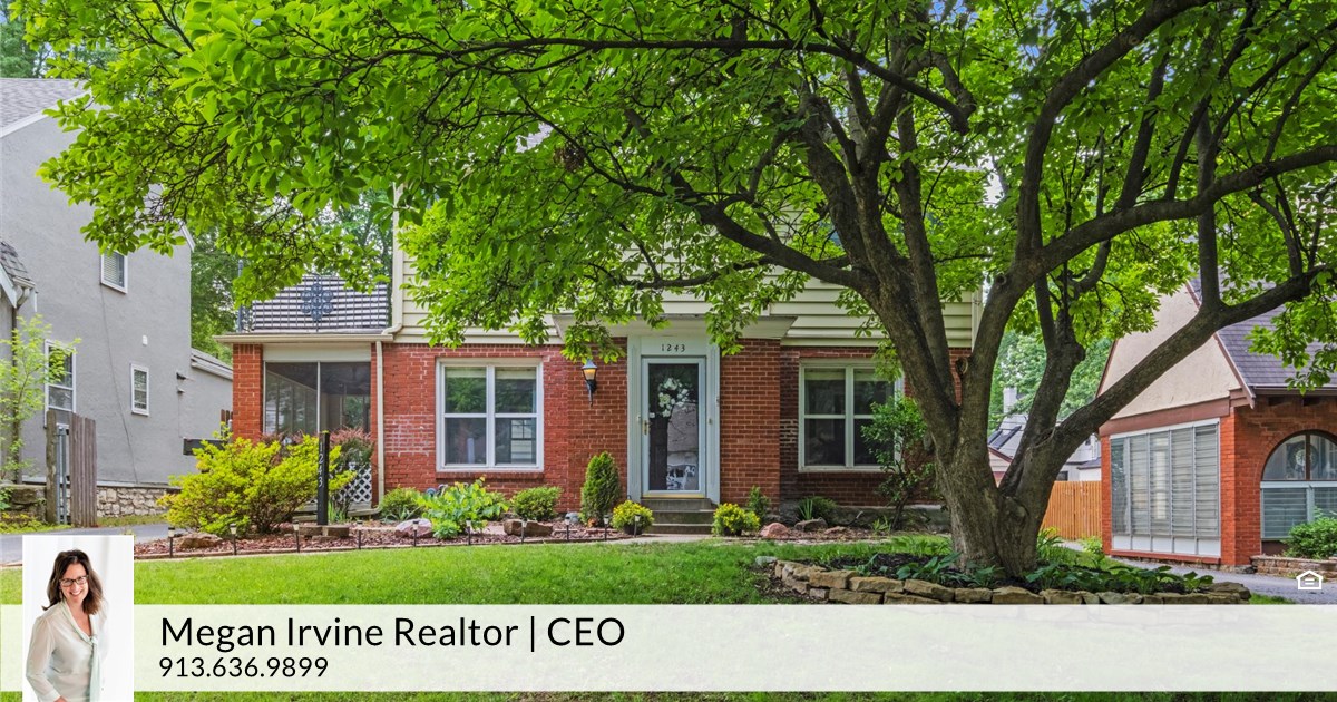 1243 W Gregory Blvd, Kansas City, MO 64131